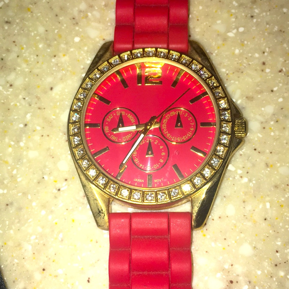 Fashion watch in red & gold with crystal accent
